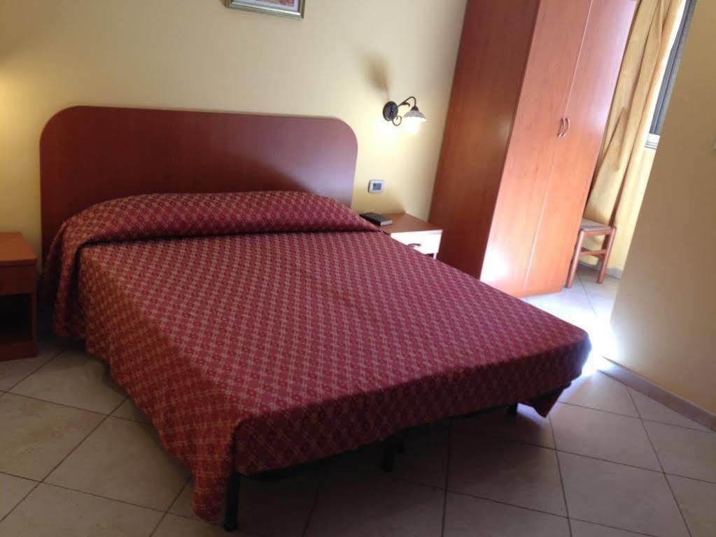B&B Villa Eben Ezer Avola Εξωτερικό φωτογραφία